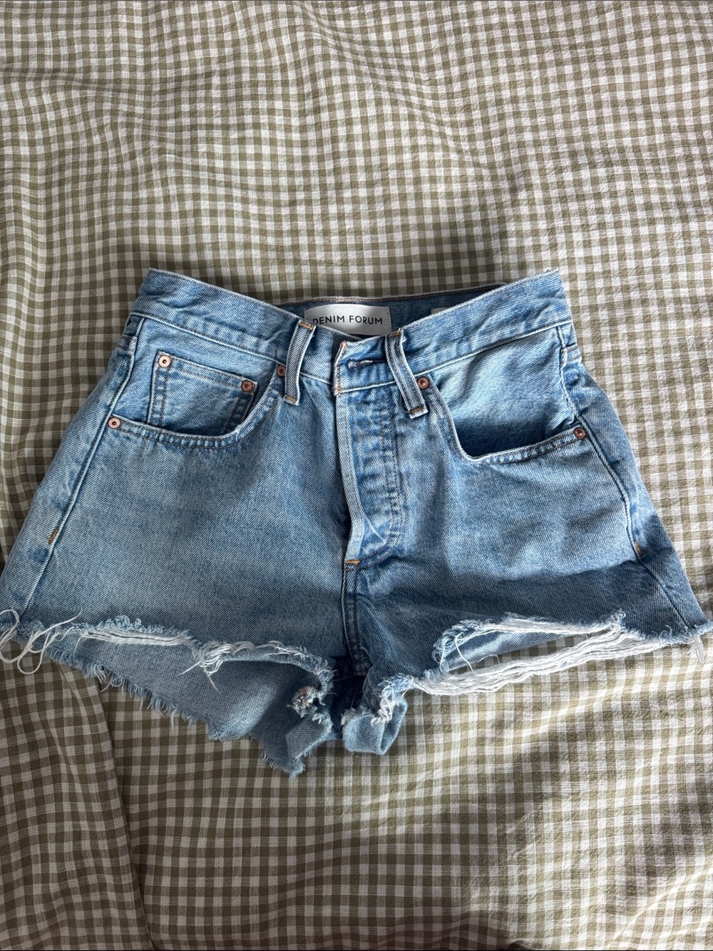 Denim Forum the 90s vintage cut off short 7 years bleu taboo size 24